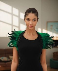 Elevate your style with this exquisite Green Long Feather Shawl, a stunning accessory that brings together elegance and a touch of bohemian flair. Perfect for those who love to make a statement, this shawl is ideal for special occasions, festivals, or adding a bold accent to your everyday outfits ✨Rich Green Hue: Features a vibrant, deep green color that adds a lush and luxurious touch to any ensemble ✨Long Feather Design: Adorned with soft, flowing feathers that create a dynamic and eye-catching look, perfect for making a dramatic entrance ✨Versatile Styling: This shawl drapes beautifully over the shoulders, making it a versatile accessory for both formal and casual wear ✨Boho Chic Appeal: Ideal for bohemian fashion lovers, this shawl complements festival outfits, beachwear, or adds a uni Feather Shawl, Masquerade Halloween, Feather Cape, Dramatic Entrance, Boho Mode, Wedding Shawl, Accessories Wedding, Rich Green, Feather Design