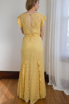 1920's golden yellow silk gown with matching slip / embroidered / Size small Fitted Ruffled Gown For Vintage Events, Vintage Dresses With Ruffles For Gala, Yellow Wedding Gown With Ruffles, Vintage Yellow Floor-length Dress, Yellow Fitted Gown For Formal Events, Yellow Fitted Gown For Formal Occasions, Fitted Yellow Gown For Formal Events, Fitted Yellow Gown For Formal Occasions, Old Dress