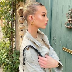 Haircut Selfie, Photo Hijab, Slicked Back Ponytail, Bubble Ponytail, Everyday Hair, Pony Tails, 80s Hair, Cute Hairstyle, Hijab Girl