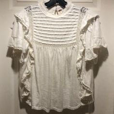 Nwt Size Extra Small Super Cute 100% Cotton Ruffle Blouse Could Fit Small Off-white Casual Ruffled Tops, Casual Off White Ruffle Tops, Stripe Crochet Top, Pink Floral Blouse, Free People Blouse, Oversized Tunic, Oversize Women, Purple Blouse, Floral Crop Tops