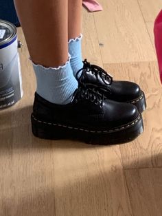 Docs And Socks, Docmart Boots, Shoes And Socks, Fashion Fails, Dr Shoes, Makijaż Smokey Eye, Hype Shoes, Shoe Inspo, Aesthetic Shoes