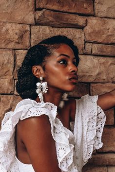 Shop this beautiful maxi dress Afro Hair Care, Natural Beauty Recipes, Natural Hairstyle, Fall Beauty, Black Bloggers, Hairstyle Inspiration, Beautiful Maxi Dresses, 4c Hair, Classy Aesthetic