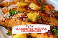 Tropical Glazed Honey Pineapple Salmon Delight Pineapple Salmon, Savory Salmon, Shrimp Fettuccine Alfredo, Shrimp Fettuccine, Salmon Soy Sauce, Recipe Sweet, Smash Burger, Salmon Recipe, No Cook Desserts