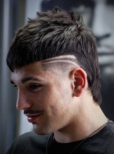 Male Mullet, Masculine Haircuts, Mullet Man, Modern Mens Haircuts, Hard Part Haircut