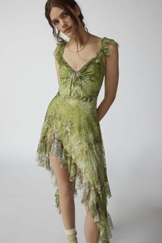 UO Hyacinth Lace Spliced Midi Dress | Urban Outfitters Australia - Clothing, Music, Home & Accessories Fairy Wedding Guest Dress, Fairy Tea Party Outfit, Whimsical Fairy Outfit, Bachelorette Party Guest Outfit, Fairy Grunge Wedding, Fairy Theme Outfit, Marissa Bode, Fairygrunge Dress, Fairy Formal Dress