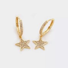 These Adorable Star Dangle Huggie Earrings Are Bright And Sparkly And Add Just The Right Amount Of Bling To Remain Simple And Elegant. Perfect For Everyday Wear Or Your Date Night Outfit! Gold Or Silver Plated Base With Shiny Cubic Zirconia, Nickel Free, Lead Free, Hypo-Allergenic, Lightweight And Minimalist. Width: 10.5 Mm (Heart Pendant) Height: ~30 Mm (Hoop And Pendant) Fendi Earrings, Coach Earrings, Gold Earrings For Women, Spring Earrings, Teardrop Dangle Earrings, Gemstone Stud Earrings, Heart Drop Earrings, Gemstone Studs, Huggie Earrings