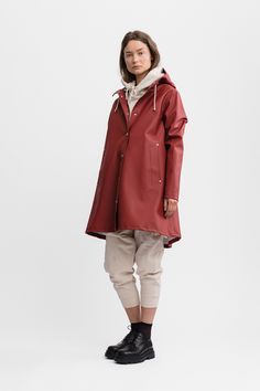 Mosebacke Burgundy - Stutterheim (USA) Fall Parka With Drawstring Hood For Rainy Weather, Red Winter Outerwear For Rainy Weather, Fall Raincoat With Double-lined Hood, Fall Long Coat Raincoat With Double-lined Hood, Winter Long Raincoat With Adjustable Hood, Red Hooded Raincoat For Fall, Fall Raincoat For Rainy Weather, Fall Raincoat With Button Closure For Rainy Weather, Hooded Raincoat With Button Closure For Fall