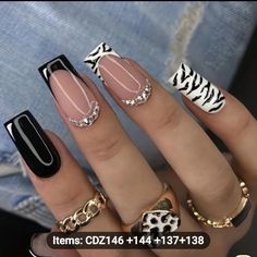 Press On Nails Sticky Tabs Glue And Small Nail Filer Black Nails With Chrome Tips, Hip Hop Nails Design, Early Fall Gel Nails, Black White Silver Nails, Nail Designs With Black, Black And Pink Nails Ideas, Christian Nail Art, Ms Nails, Nail Art Black And White