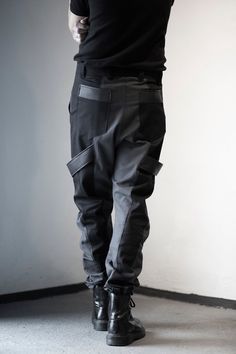 Dark gray & black pants designed with fake leather stripes, pockets front and back. Normal wash. Collection 'DISTRESSOR' Spring '21 Mechanics Jacket, Apocalyptic Clothing, Black Denim Pants, Unique Jackets, Men Street Fashion, Tunic Hoodie, Unique Hoodies, Men Street, Cool Jackets