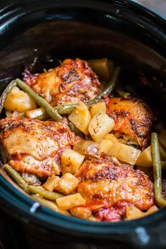 chicken, potatoes and green beans in a slow cooker