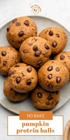 no bake pumpkin protein balls on a plate