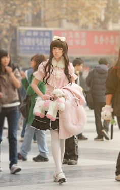 Mode Harajuku, Cute Kawaii Outfits, Quirky Fashion, J Fashion, Kawaii Clothes, Japan Fashion