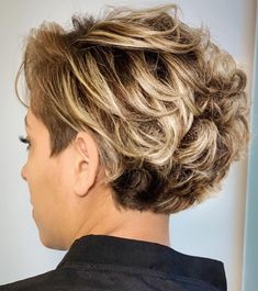 Flippy Hair Short, Wavy Short Hair With Layers, Stacked Short Haircut, Short Layered Wavy Haircuts, Back Of Head Haircut, Short Wavy Hair Cuts With Layers, Short Tapered Hair, Short Stacked Bob Haircut Over 50, Short Layered Stacked Bob