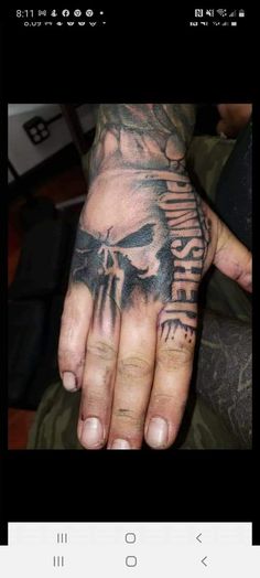 a hand with a skull on it and the words,'i am not afraid to see