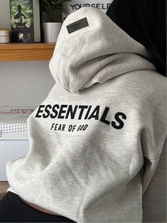 Essentials Hoodie, Populaire Outfits, Mode Ootd, Hoodie Outfit, Mode Inspo, Cute Everyday Outfits, 가을 패션, Mode Streetwear, Looks Style