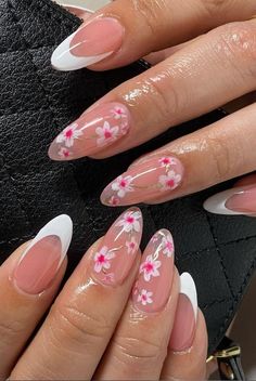 Paznokcie Hello Kitty, Floral Nail Designs, Flower Nail Designs, Almond Nails Designs, Makijaż Smokey Eye