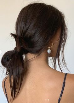 Pretty Bun Hairstyles, Pretty Bun, Southern Hair, Pretty Headbands, Second Day Hairstyles, Low Bun Hairstyles, Twist Bun, Braided Bun