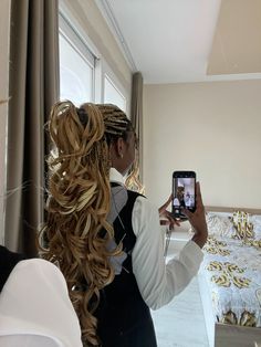 French curl braids with claw clip Golden French Curl Braids, Styling Curly Braids, Black And Blonde French Curl Braids, Braids With Claw Clip, Blonde French Curl Braids, French Curl Braids, Curl Braids, French Curls, Braided Hairstyles For Black Women Cornrows