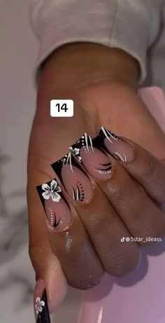 Baddie Pfps Aesthetic, Black French Tips, Square Nail Designs, Super Cute Nails, Basic Nails, Glow Nails, Unique Acrylic Nails, Birthday Nails, Square Nails