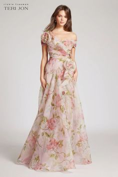 Floral Organza Dress, Floral Formal Dress, Chinese Fancy Dress, Bridge Dress, Off Shoulder Floral Dress, Asia Fashion, Organza Gown, Floral Print Gowns, Rose Gown