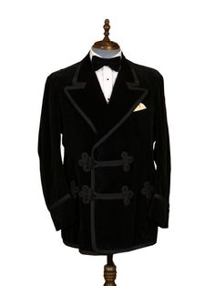 Hey, I found this really awesome Etsy listing at https://www.etsy.com/listing/949934664/black-velvet-blazer-men-smoking-jacket Hosting Party, Black Velvet Jacket, Black Shawl, Fashion Suits For Men, Stylish Party