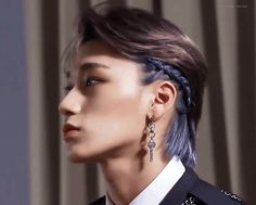 San Two Toned Hair, San Long Hair, Short Hair Tomboy, Asian Haircut, Kpop Hair, Hair Inspiration Short, San Ateez, Out Of Place, Hair Guide