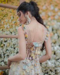 Alanna Panday Alanna Panday, Indian Wedding Planning, Change Image, Fashion Bloggers, Body Measurements, Indian Wedding, Wedding Planning, Fashion Blogger, Saree