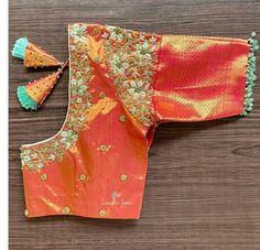 Traditional Saree Blouse Designs, Blouse Inspiration, Saree Tassels Designs, Latest Bridal Blouse Designs, Blouse Designs Catalogue, Latest Model Blouse Designs, Fashionable Saree Blouse Designs