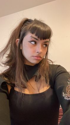 Hair Styles Goth, Headband With Bangs, Goth Haircut, Vampire Hair, V Bangs, Goth Hair, How To Cut Bangs, Hair Inspiration Short, Punk Hair