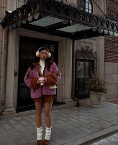 Nyc Winter Outfits, Nyc Outfits, Best Winter Outfits, Nct Johnny, Cold Outfits, Looks Street Style, Winter Fits, Nyc Fashion, Midi Skirts