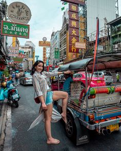 Thailand Travel Photography Bangkok, Phuket Photoshoot Ideas, Bangkok Picture Ideas, Thailand Photoshoot Ideas, Bangkok Thailand Outfit Ideas