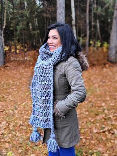 Crochet Ragged Falls Scarf Fall Scarf Crochet, Poncho Crochet Pattern, Fall Poncho, Super Scarf, Poncho Crochet, Crochet Cowl Pattern, Crocheting Ideas, Winter Scarves, Scarf Yarn