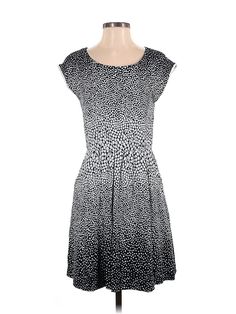 Gap Casual Dress Size: Small Gray Dresses - used. 100% VISCOSE RAYON, A-Line, Crew Neck, Stars, Knee Length, Short Sleeve | Gap Casual Dress - A-Line: Gray Stars Dresses - Used - Size Small Cheap Midi Length Gap Dresses, Cheap Chic Gap Dresses, Cheap Fitted Gap Dresses, Marled Dress, Gray Casual Dress, Neutral Wedding Guest Dresses, Gray Dresses, Viscose Rayon, Print Dresses