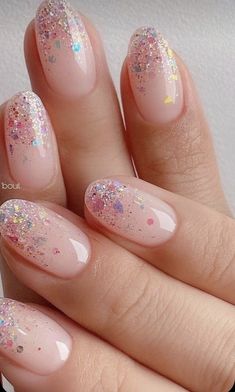 Sparkly Nail Designs, Summer Nails Ideas, Summer Nails Almond, Sparkly Nails, Dipped Nails, Bridal Nails, Minimalist Nails, Chic Nails, Cute Acrylic Nails