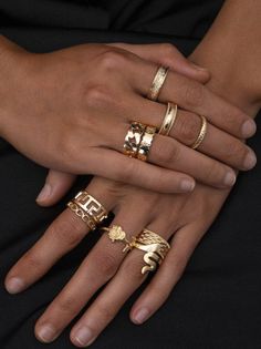 Chic Photoshoot, Ring Goals, Ring Aesthetic, Gold Color Ring, Buy List, Chunky Ring, Punk Vintage, Golden Ring