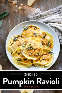 Smoked pumpkin ravioli with brown butter sauce on a plate. Ravioli Filling Ideas, Pumpkin Ravioli Sauce, Homemade Pumpkin Ravioli, Ravioli With Brown Butter Sauce, Homemade Ravioli Recipe, Smoked Pumpkin, Ravioli Homemade, Ravioli Recipe Homemade, Ravioli Recipes