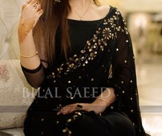 Black Sari For Farewell, Mukesh Saree, Black Saree With Dupatta For Celebration, Black Sequin Party Wear Saree, Sarees For Girls Farewell School Black, Party Wear Black Saree With Pallu, Fallout Movie, Cocktail Sarees, Black Sarees