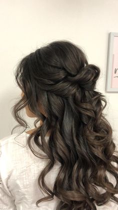 Boho Quinceanera, Bridemaids Hairstyles, Boho Bridal Hair, Bridesmaid Hair Makeup, Quinceanera Hairstyles, Quince Hairstyles, Trendy Hairstyle, Long Dark Hair