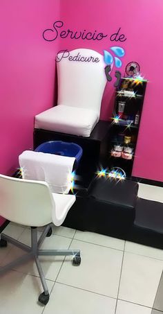 Pedicure Throne Ideas, Pedicure Station, Beauty Room Salon, Hair Salon Design