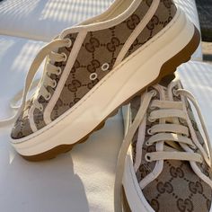 Like New Gucci Signature Sneakers! Worn Twice, And In Perfect Condition. Stylish, Classic, And Will Never Go Out Of Style! Size 38 = 7.5 Us. Shoes Gucci, Gucci Shoes, Go Out, Out Of Style, Womens Shoes Sneakers, Going Out, Shoes Sneakers, Like New, Size 7