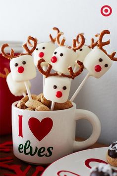 there are reindeer marshmallows in the cup