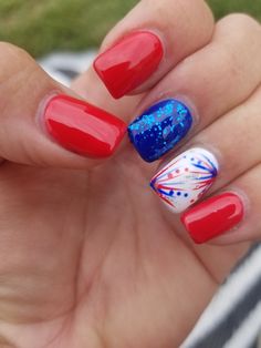 4th Of July Nail Ideas Simple, Fourth Of July Nails Solid Colors, 4th Of July Nail Designs Glitter, July 4th Nails Designs Short, July 4th Pedicure Ideas, 4tj Of July Acrylic Nails, 4th Of July Nail Designs Simple Classy, Red 4th Of July Nails, Usa Nails 4th Of July