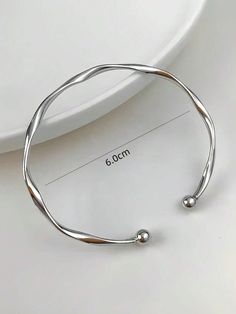 Composition:100% Polyester \nGender:Women \nColor:Silver \nMaterial:Zinc Alloy \n Open Bangle Bracelet, Open Bangle, Wave Pattern, Festival Wear, Bangle Bracelet, Zinc Alloy, Daily Wear, Bangle Bracelets, Bangles