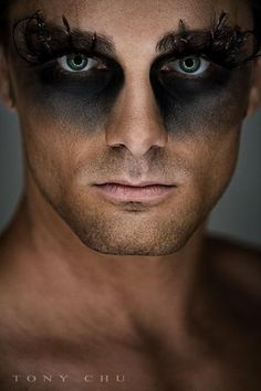 Smokey Eye Easy, Male Witch, Zombie Walk, Fest Outfits, Smokey Eye Makeup Tutorial, Halloween Men, Makeup Tutorial For Beginners