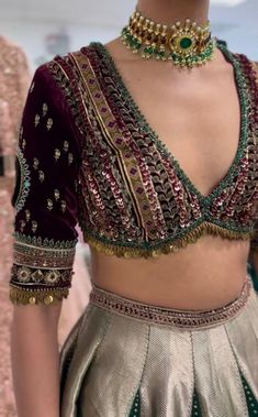 Wedding Lehenga Blouse Designs Latest, Wedding Lehenga Blouse Designs, Navratri Blouse Designs, Navratri Blouse, Choli Blouse Design, Indian Blouse Designs, Latest Model Blouse Designs, Lehenga Blouse Designs, Fashionable Saree Blouse Designs