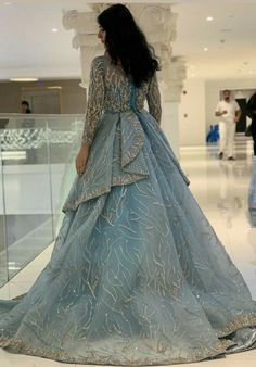 Pakistani Bridal Lehenga, Bridal Mehndi Dresses, Sarah Khan, Pakistani Wedding Outfits, Bridal Dress Fashion