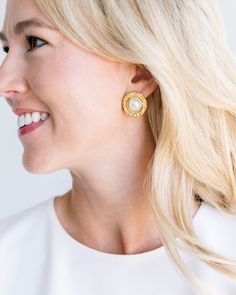 Pearls displayed in a modern, playful setting are versatile enough to dress up or down. Combining subtle gold detail with pearls results in uniqueness in an everyday earring. Chic Gold Clip-on Pearl Earrings, Susan Shaw, Coin Pearls, 24kt Gold, Everyday Earrings, San Antonio Tx, Pearl Studs, Gold Details, San Antonio