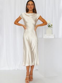 Material: Waffle Satin. 95% Polyester & Spandex. Features:Sleeveless. solid color. backless. cut-out. midi dress.Style:Party Champagne Midi Dress, Classy Skirts, Dress Champagne, Rehearsal Dinner Dresses, Dress Inspo, Dinner Dress, Midi Short Sleeve Dress, Dress Satin, Satin Midi Dress