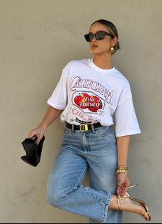 casual chic style Business Outfits Women, Outfit Inspiration Fall, Tshirt Outfits, Dressy Outfits, Casual Chic Style, Casual Dinner Outfit, Bari, Denim Outfit