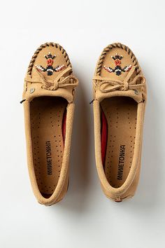 White: Leather upper, insole Taupe, Turquoise: Suede upper, insole Slip-on styling Imported | Thunderbird Animikii Moccasins by Minnetonka in Beige, Women's, Size: 7, Leather/Suede at Anthropologie Native American Moccasins, Moccasins Women, Minnetonka Moccasins, Retail Concepts, Leather Moccasins, Moccasins, White Leather, Flat Shoes Women, Soft Leather